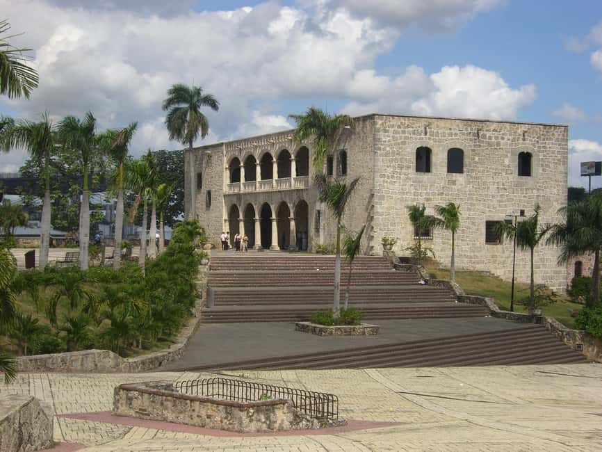 Santo Domingo: Historical City Tour - Meet in Zona Colonial, Then Step Into the UNESCO Street Grid