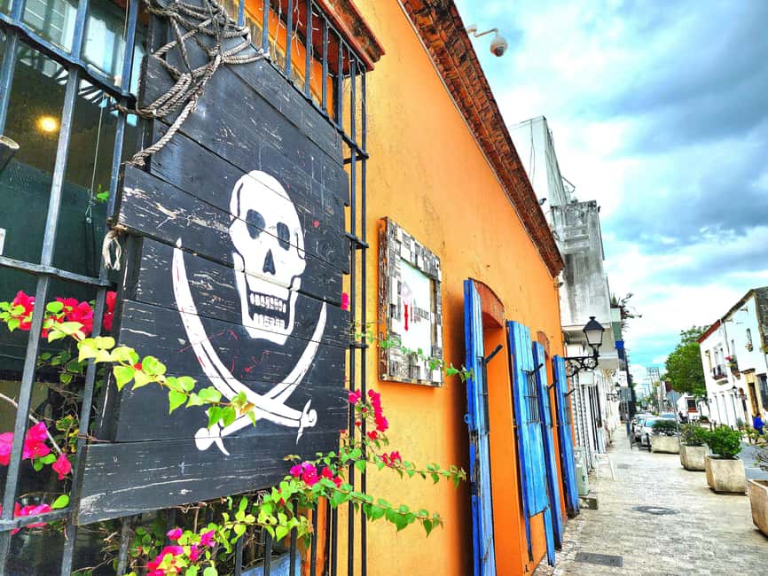 Santo Domingo: The Battle of Santo Domingo 4D Attraction - Inside the 20-minute show, Drake’s siege on a loop of action