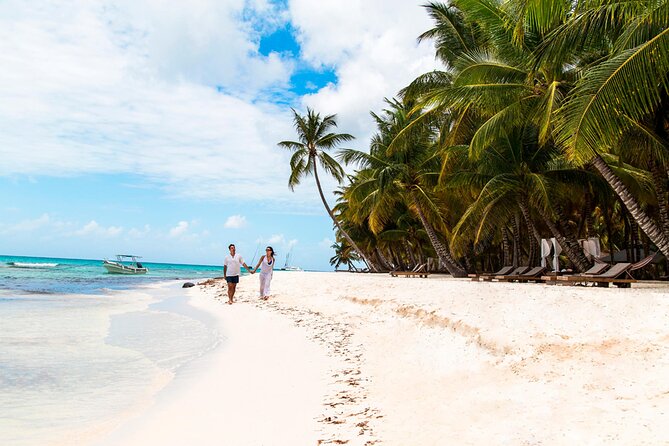 Saona Island Catamaran Adventure with Free Food and Transportation - Getting From Punta Cana to Bayahibe Without Losing Your Cool