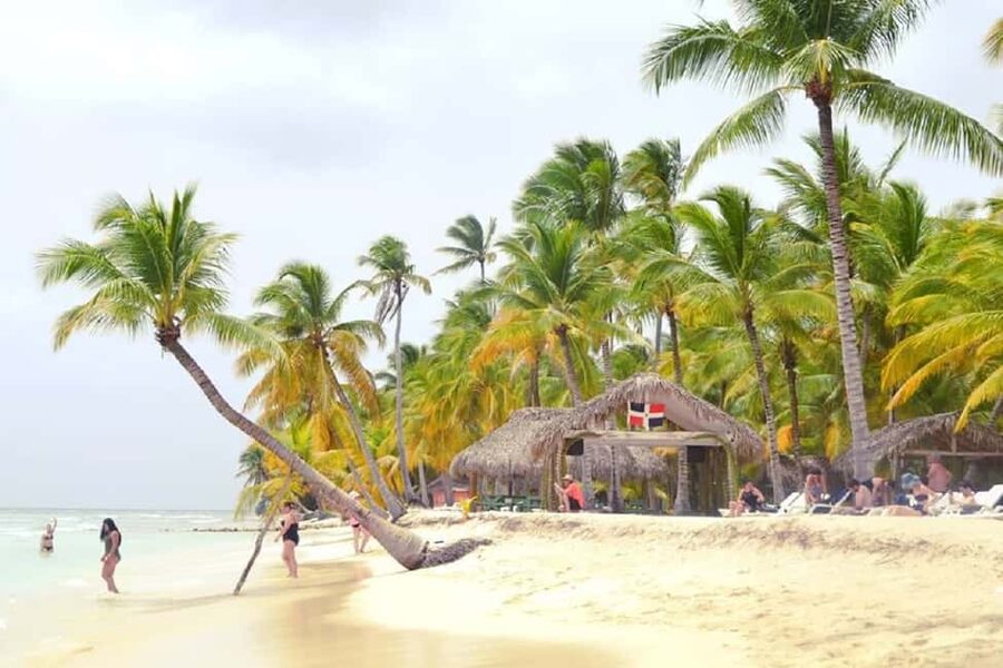 SAONA ISLAND: Catamaran Boat with Open Bar, Lunch and More.. - Lunch and Drinks: Included, But Know What You’re Getting