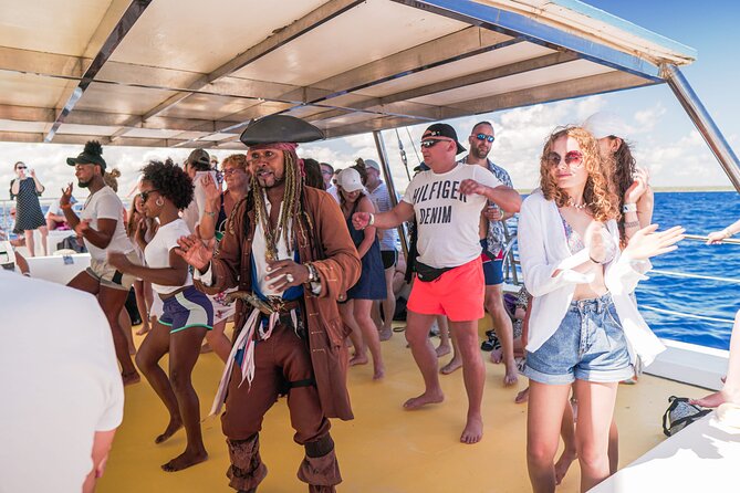 Saona Island Excursion from Bayahibe - Entertainment and the ride back: music, dancing, and “party bus” energy
