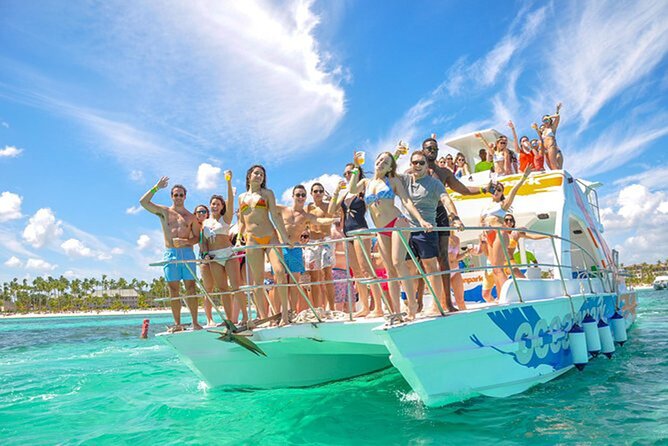 Saona Island Full Day Excursion from Punta Cana + Catamaran Party - Speedboat to Isla Saona and the Natural Pool Starfish Stop