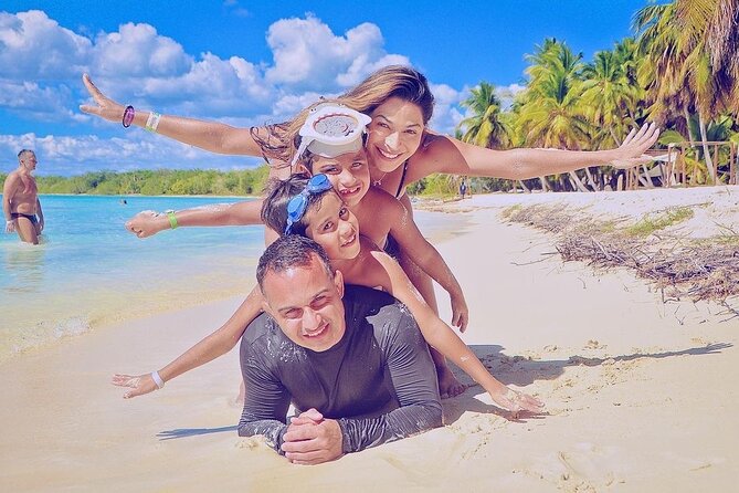 Saona Island, memorable all-inclusive experience, from Santo Domingo. - What costs extra: photos, souvenirs, and the drinks they don’t include