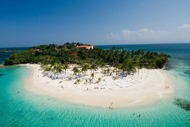 Saona Island Private +8 People Platinum Transfer - Key highlights at a glance
