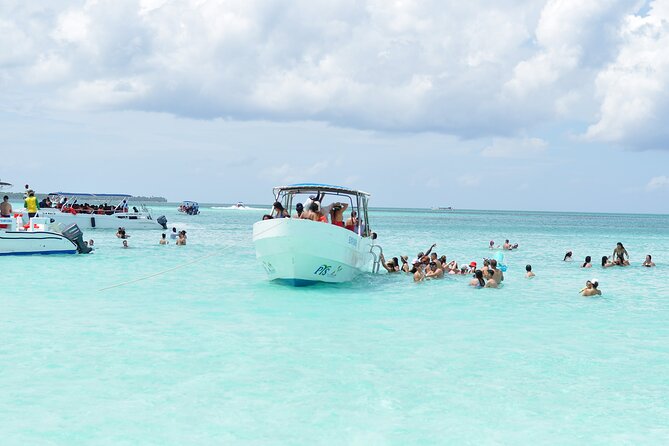 Saona Island Tour – Caribbean All Inclusive Escape - Speed boat to Saona: comfort, adrenaline, and better photo timing
