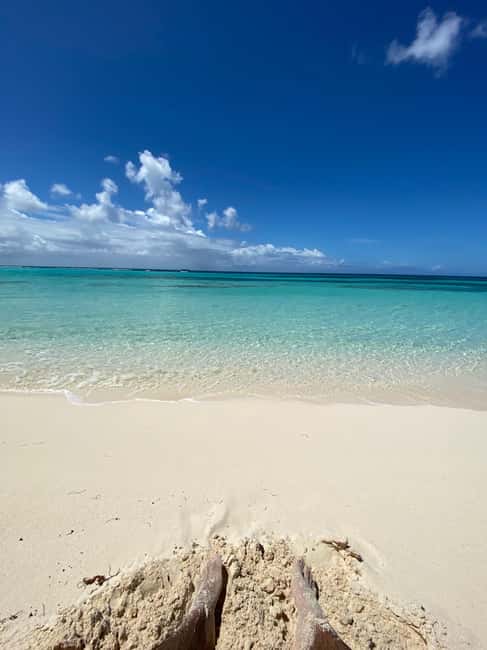 Saona Island VIP: 4 Beaches , Mano Juan & Canto de la Playa - The buffet lunch plus drinks: what’s included, and what to watch