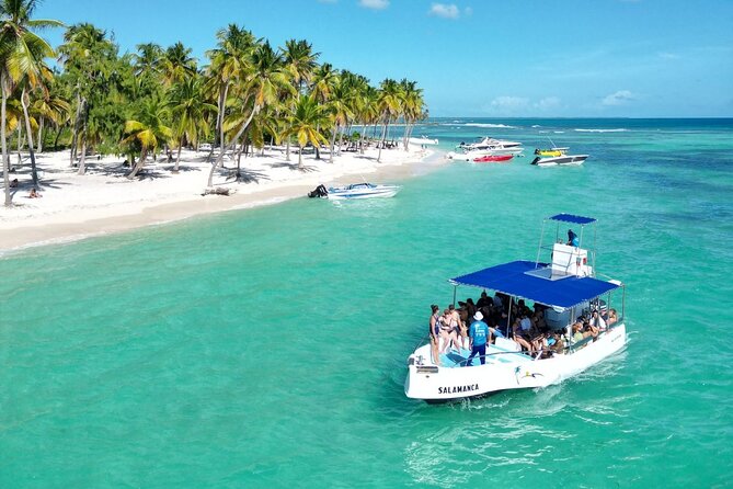 Saona, Mano Juan, Canto de la playa away from the tourist crowds - Getting to Bayahibe, then heading out by catamaran