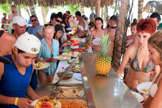 Saône Island from Punta Cana Catamaran, Natural Pool and Lunch - Bayahibe Natural Pool Stop, The Best “Swim Now” Moment