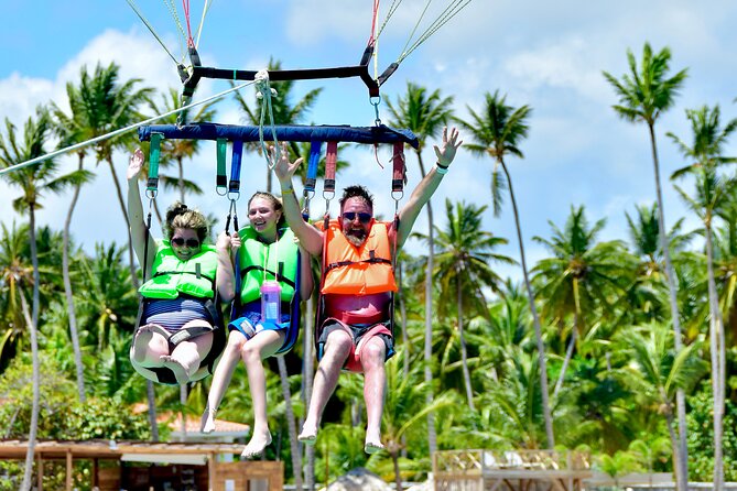 Sharks & Stingrays Snorkeling in Punta Cana with Parasailing - Natural pool time: where the tour slows down