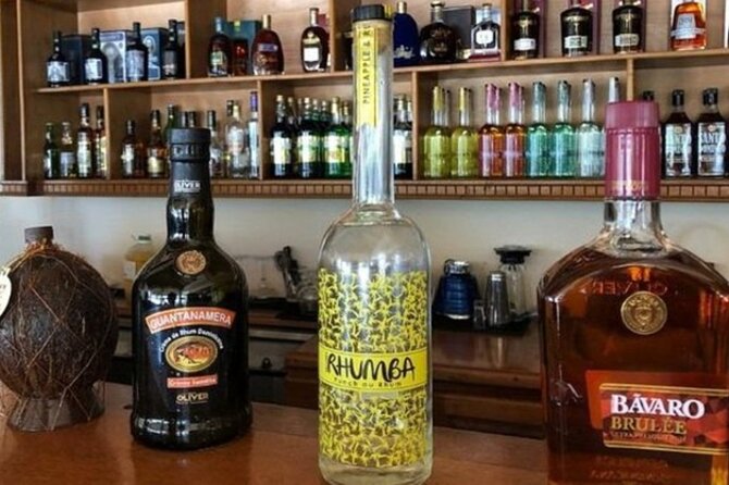Shopping Tour In Don Lucas Cigar Factory, Rum tasting, Cocoa factory, Souvenirs - Ron gallery and the rum bar lounge: tasting with a shopping mindset