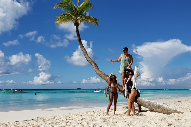 Small Group: Saona Island Full Day Tour - Palmilla Beach starfish hunt, snorkeling, and short nature lessons