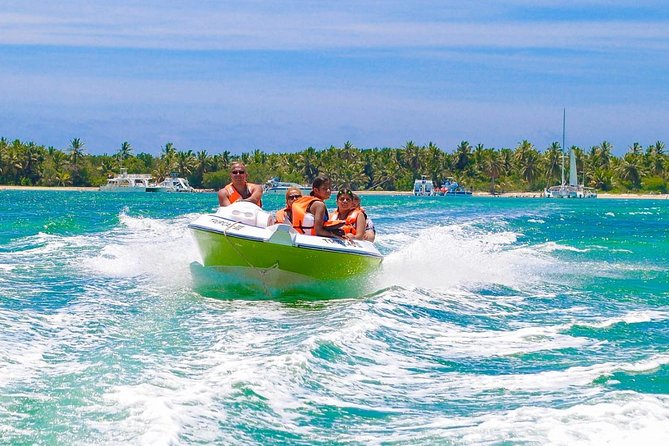 Speedboat Adventure in Punta Cana - Can you actually drive the speedboat?