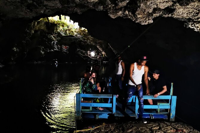 Three Eyes National Park Exploration Tour - Entering the cave micro rainforest and seeing the big lake colors
