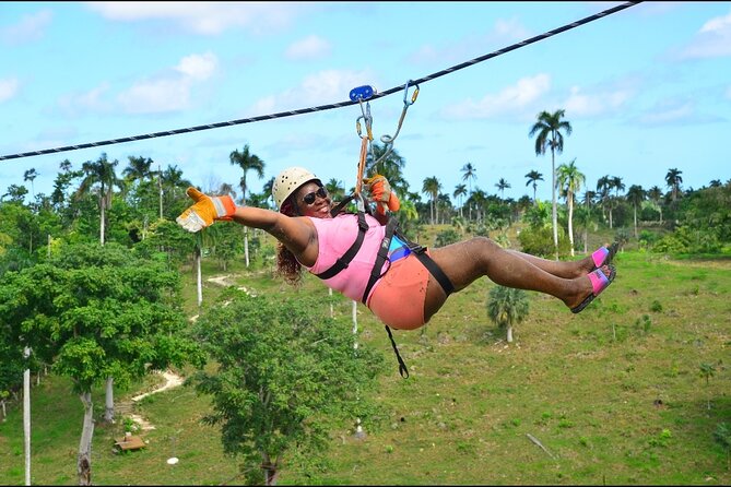 Tour Pack 2 in 1: Zip line and Buggies - Price and what you get for $69.99