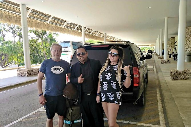 Transfers From Punta Cana Airport (PUJ)<=>To Hotels at Miches Punta Cana - Meeting your driver at PUJ: flight tracking and easy identification