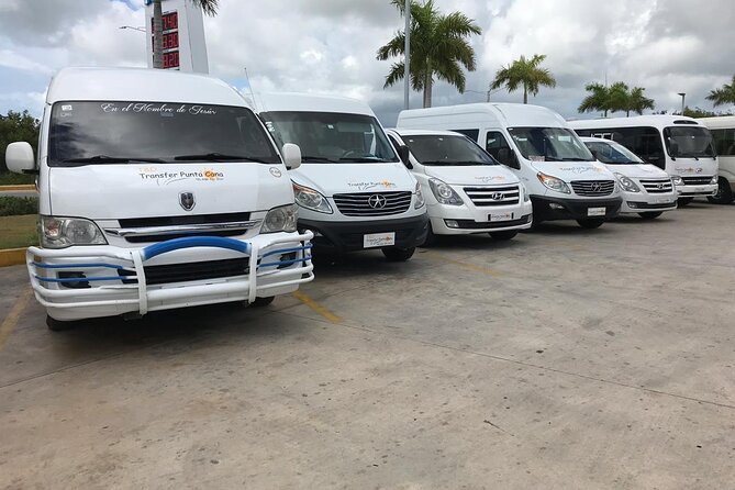 Transfers of 1-6 people Punta Cana area - The 10 to 15 Minute Ride, Air-Conditioned and Private
