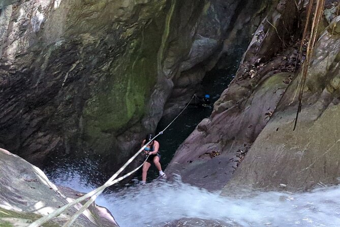 Trekking/rappelling waterfalls in Dominican Republic - Gear and safety: what you get, and why it matters
