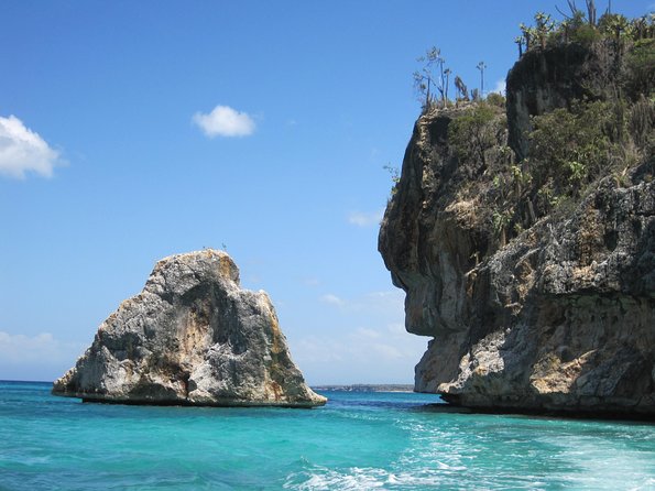 Untouched Paradise – Bahía de Las Águilas - Service That Feels Personal: Giovani and Pablo’s Hands-On Approach