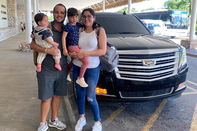 Vip Cadillac transportation in Punta Cana-BAVARO ROUNDTRIP - Communication that makes arrival and departure less stressful