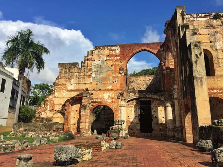 Zona Colonial: Recorrido Histórico con Chocolate y Mamajuana - Key things to know before you go