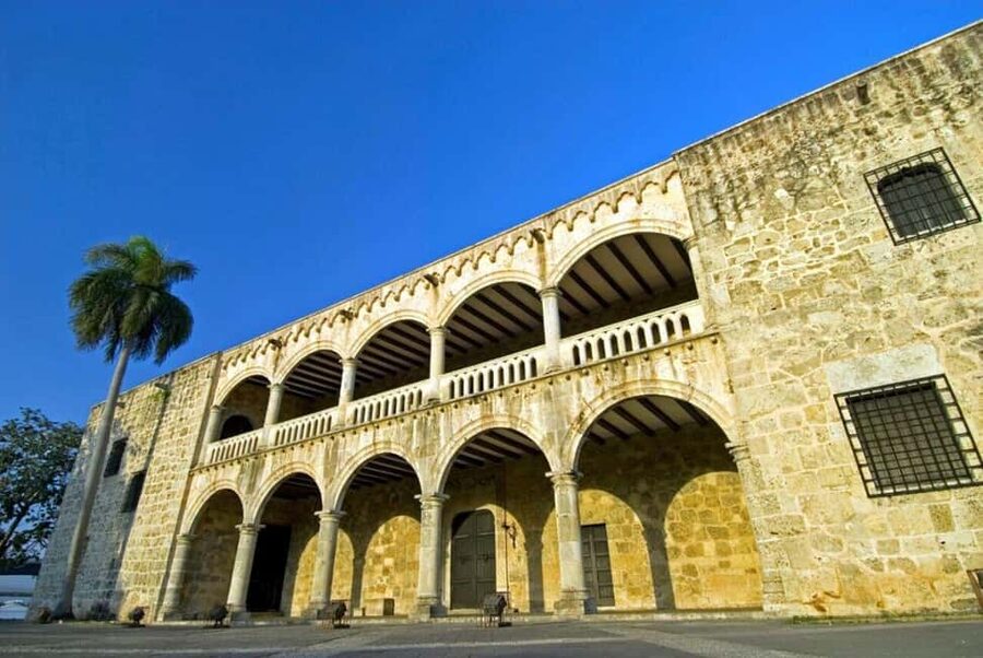Zona Colonial: Recorrido Histórico con Chocolate y Mamajuana - Museum of the Royal Houses: Where the Colonial Zone Gets Personal